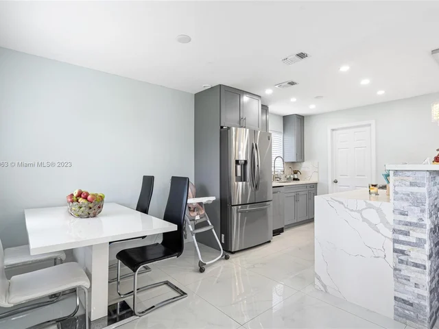 509 NW 15th St, Homestead FL 33030