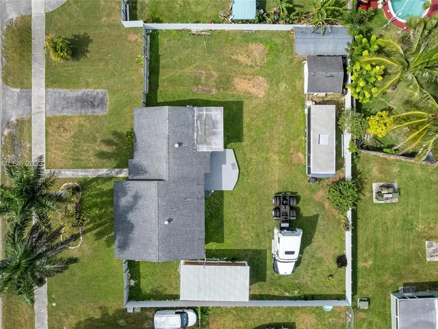 509 NW 15th St, Homestead FL 33030