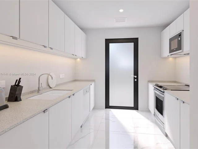 18700 SW 316 Terrace # 18700, Miami FL 33030