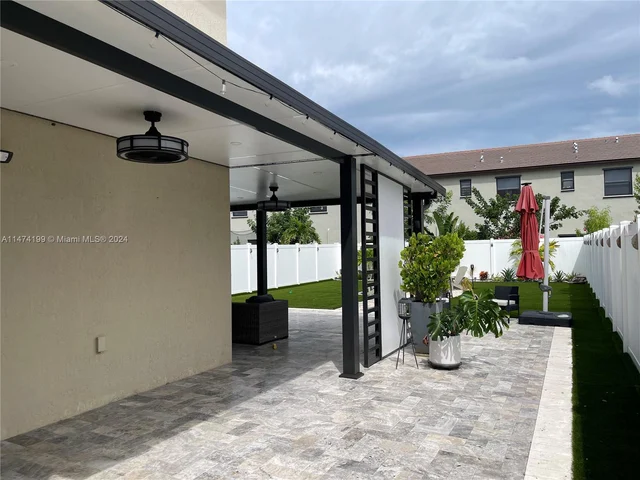 3465 W 110th Ter, Hialeah FL 33018