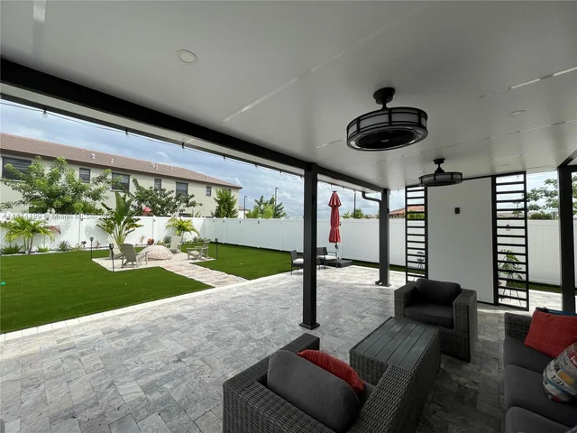 3465 W 110th Ter, Hialeah FL 33018