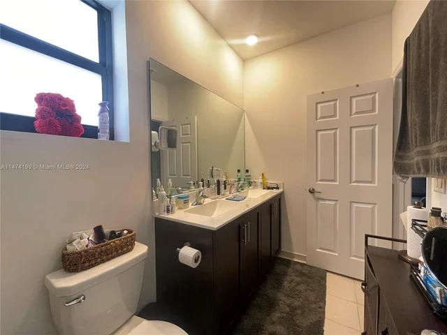 3465 W 110th Ter, Hialeah FL 33018