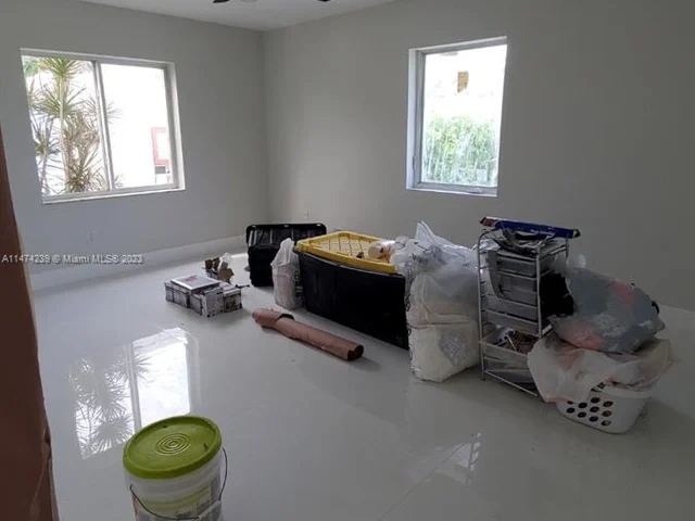 5305 SW 135th Ct, Miami FL 33175