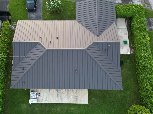 5305 SW 135th Ct, Miami FL 33175