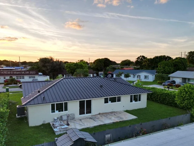 5305 SW 135th Ct, Miami FL 33175