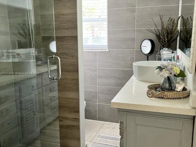 15060 SW 80th Ave, Palmetto Bay FL 33158