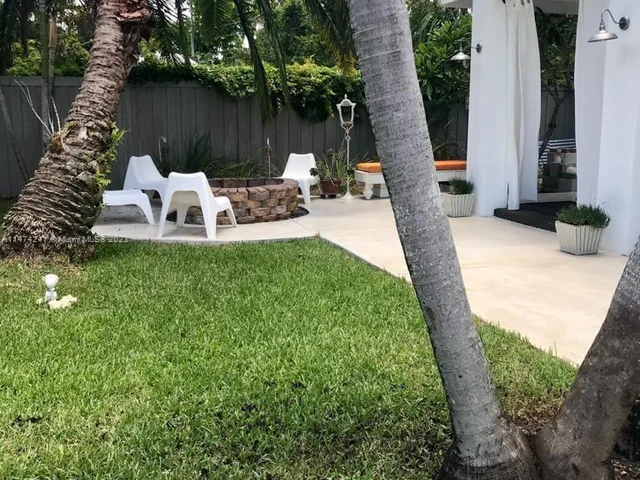 15060 SW 80th Ave, Palmetto Bay FL 33158