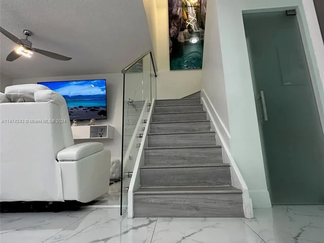 2207 SE 23rd Ave # 2207, Homestead FL 33035