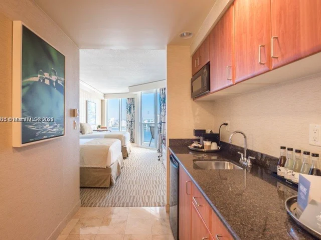 18001 Collins Ave. # 1518, Sunny Isles Beach FL 33160