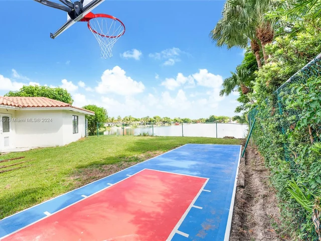 12505 SW 112th Ct, Miami FL 33176