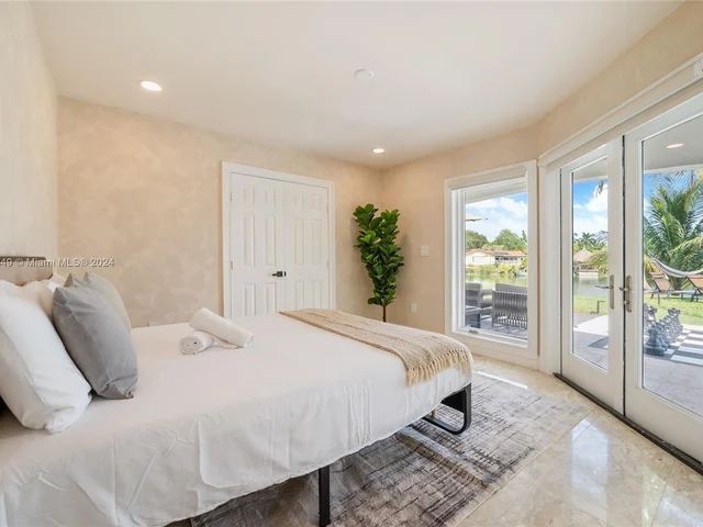 12505 SW 112th Ct, Miami FL 33176