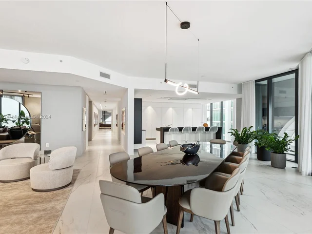 1000 Biscayne Blvd # 1902, Miami FL 33132