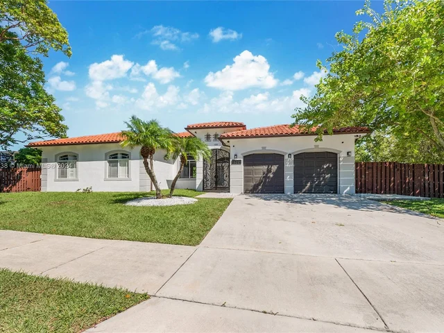 13201 SW 204th St, Miami FL 33177