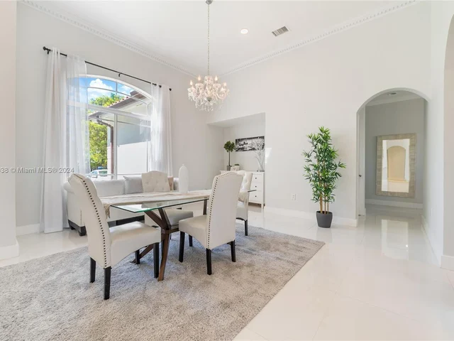 13201 SW 204th St, Miami FL 33177