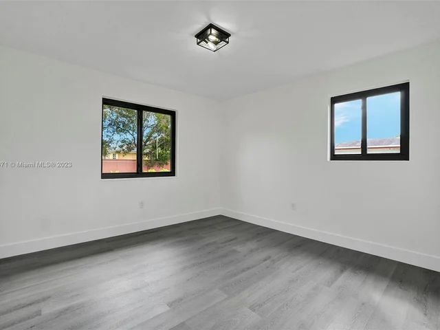 16842 SW 86th Ave, Palmetto Bay FL 33157