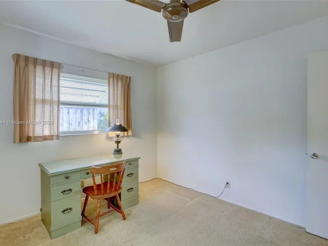 5240 NE 17th Ter, Fort Lauderdale FL 33334