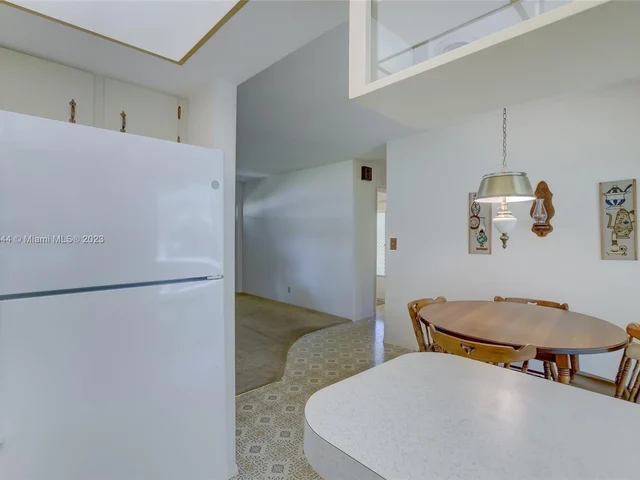 5240 NE 17th Ter, Fort Lauderdale FL 33334