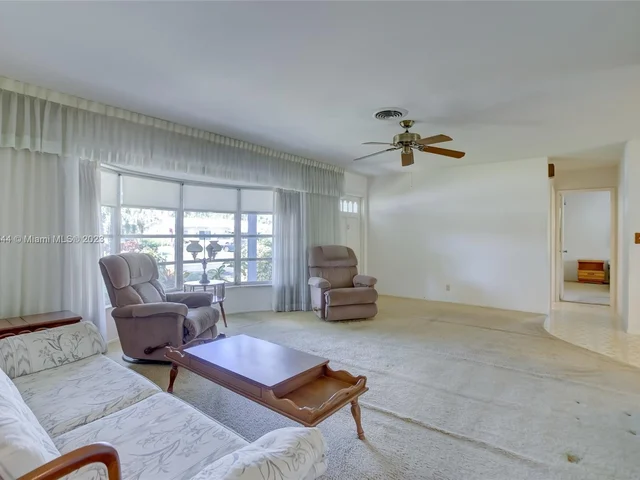 5240 NE 17th Ter, Fort Lauderdale FL 33334