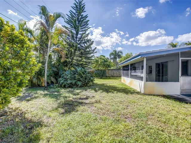 5240 NE 17th Ter, Fort Lauderdale FL 33334