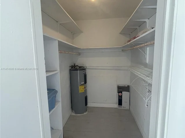 4550 SW 67th Ave # 9, Miami FL 33155