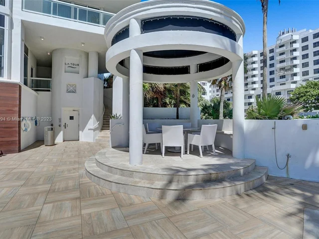 4201 COLLINS AV, Miami Beach FL 33140