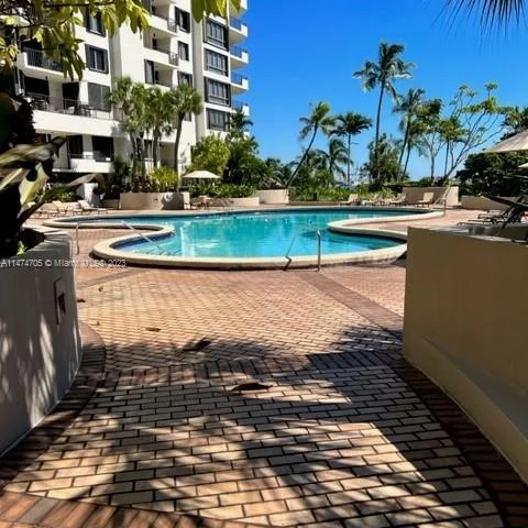 520 Brickell Key Dr # A902, Miami FL 33131