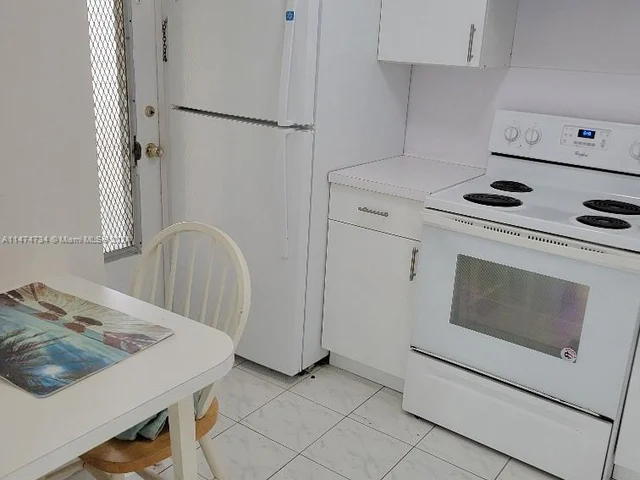 1450 Atlantic Shores Blvd # 201, Hallandale Beach FL 33009