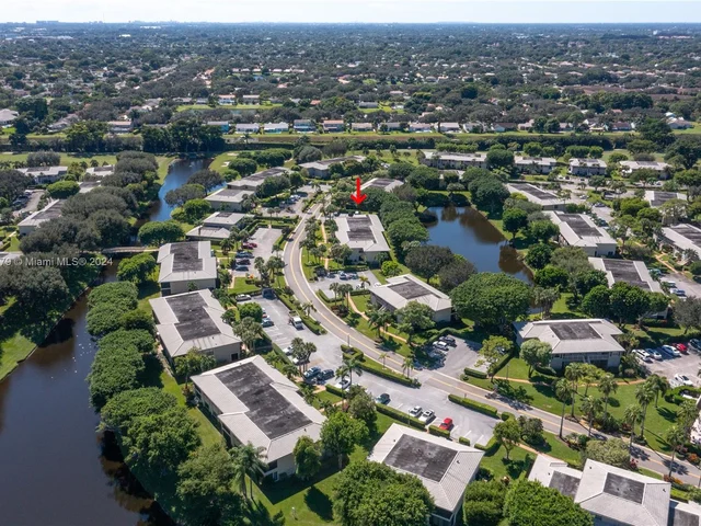 47 W Stratford Ln W # F, Boynton Beach FL 33436