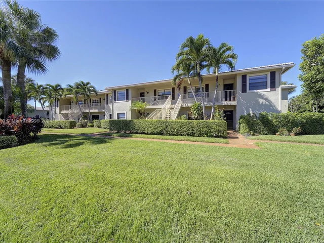 47 W Stratford Ln W # F, Boynton Beach FL 33436