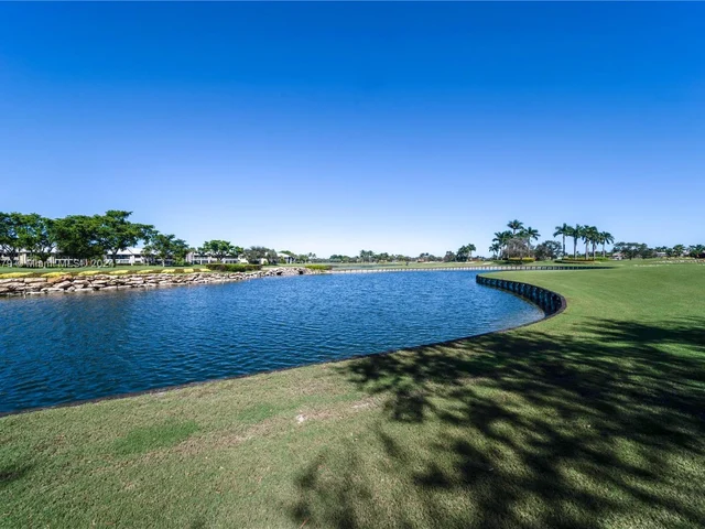 47 W Stratford Ln W # F, Boynton Beach FL 33436