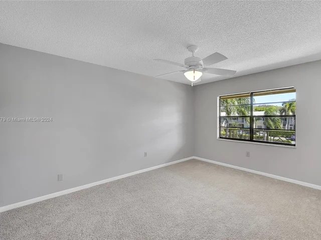 47 W Stratford Ln W # F, Boynton Beach FL 33436