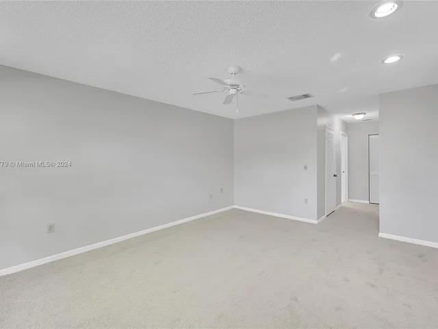 47 W Stratford Ln W # F, Boynton Beach FL 33436