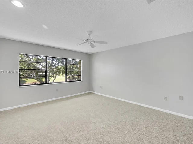 47 W Stratford Ln W # F, Boynton Beach FL 33436