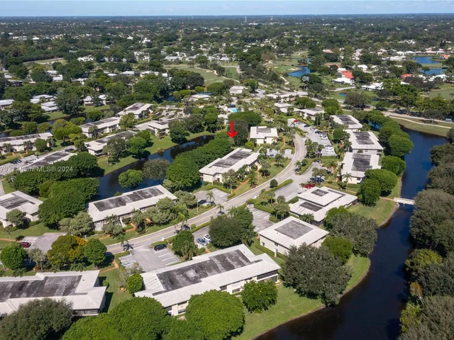 47 W Stratford Ln W # F, Boynton Beach FL 33436