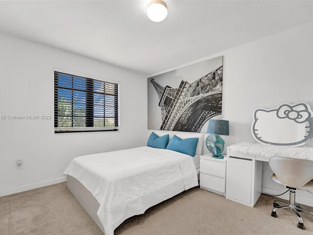 371 NE 194th Ter, Miami FL 33179