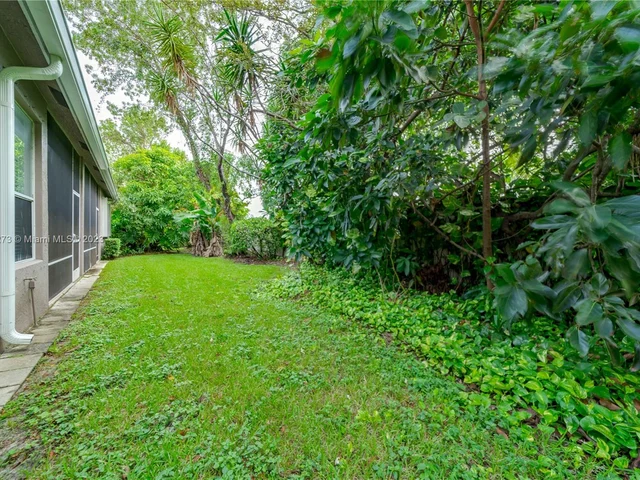 2500 E Aragon Blvd # 2, Sunrise FL 33313