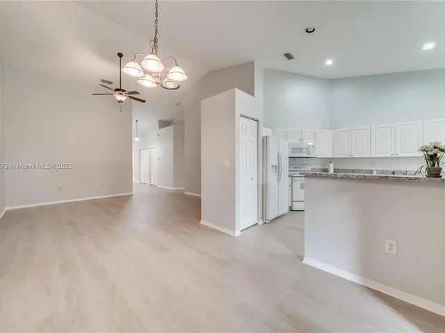 2500 E Aragon Blvd # 2, Sunrise FL 33313