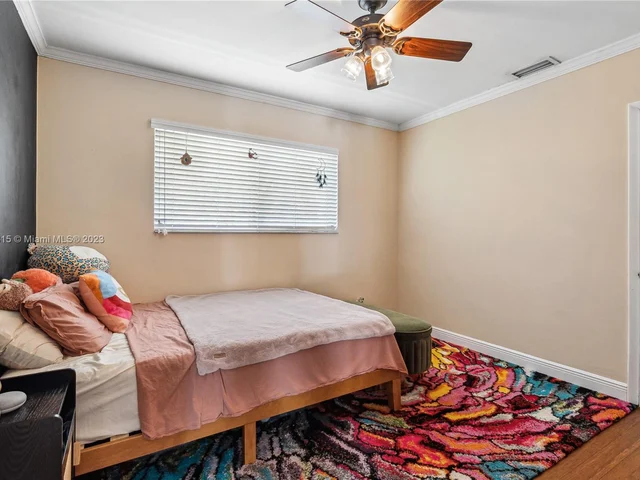 13040 Coronado Dr, North Miami FL 33181