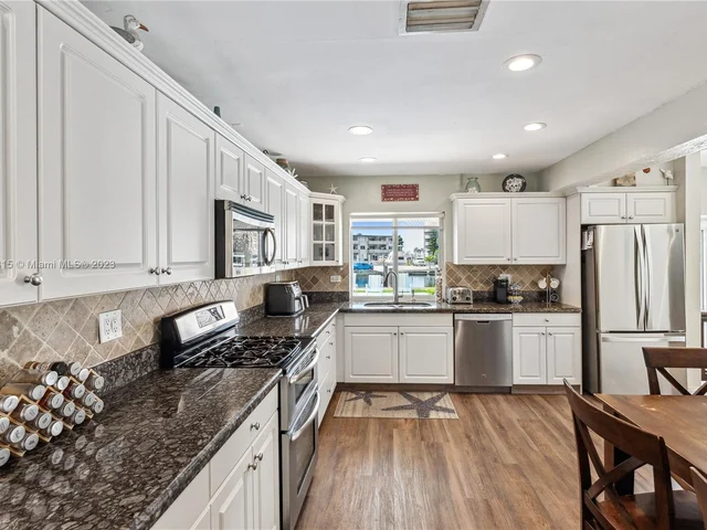 13040 Coronado Dr, North Miami FL 33181