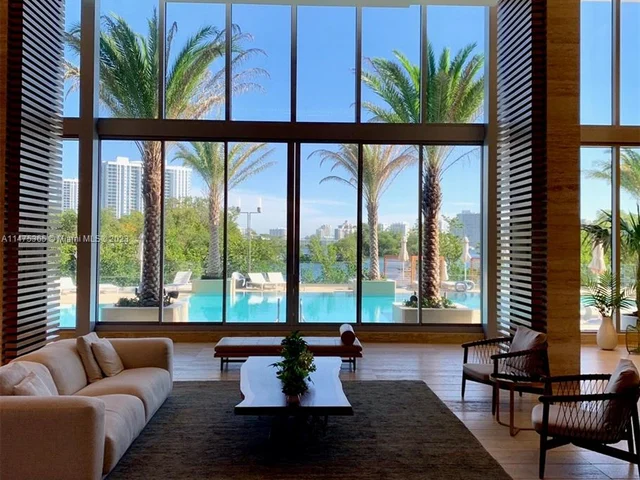 16385 Biscayne Blvd # 1806, North Miami Beach FL 33160