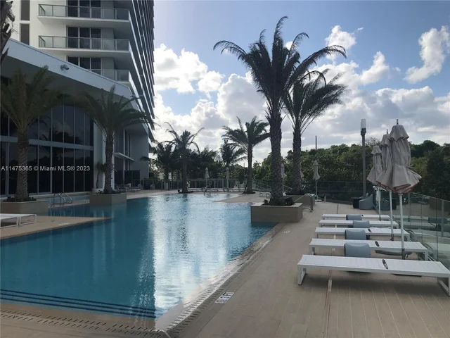 16385 Biscayne Blvd # 1806, North Miami Beach FL 33160