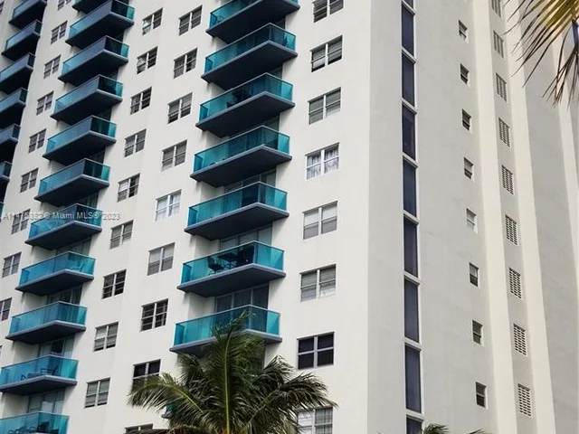 4001 S Ocean Dr # 16M, Hollywood FL 33019