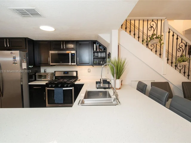 1187 NW 123rd Pl # 204, Miami FL 33182