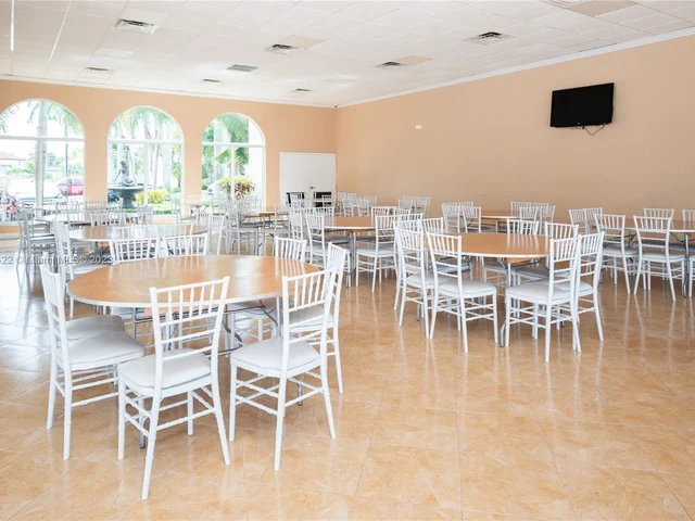 1187 NW 123rd Pl # 204, Miami FL 33182