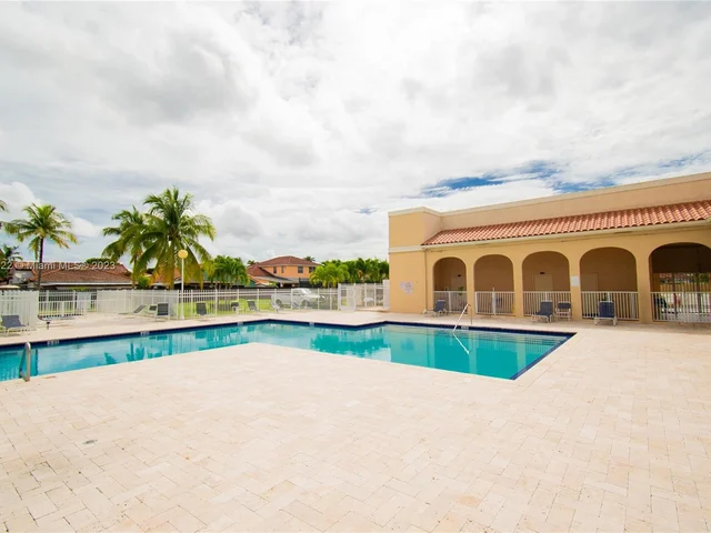 1187 NW 123rd Pl # 204, Miami FL 33182