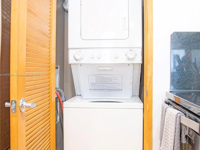 1717 N BAYSHORE DR # 1449, Miami FL 33132