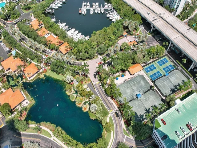 3500 Mystic Pointe Dr # 304, Aventura FL 33180