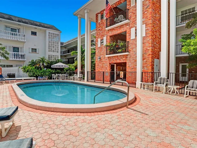 2500 NE 9th St # 111, Fort Lauderdale FL 33304