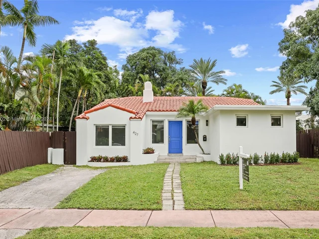 427 W 43rd St, Miami Beach FL 33140