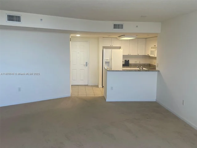 19501 W COUNTRY CLUB DR # 2506, Aventura FL 33180